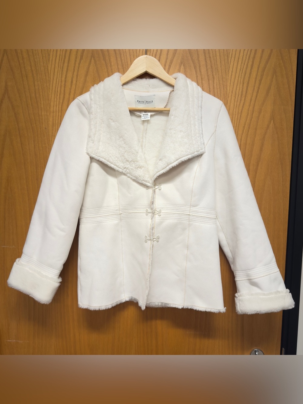 White House Black Market Ivory Faux Suede Fur Lined Jacket Size Small